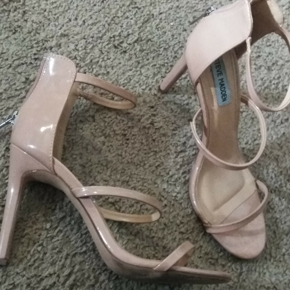 Brand new Steve Madden women heels 7